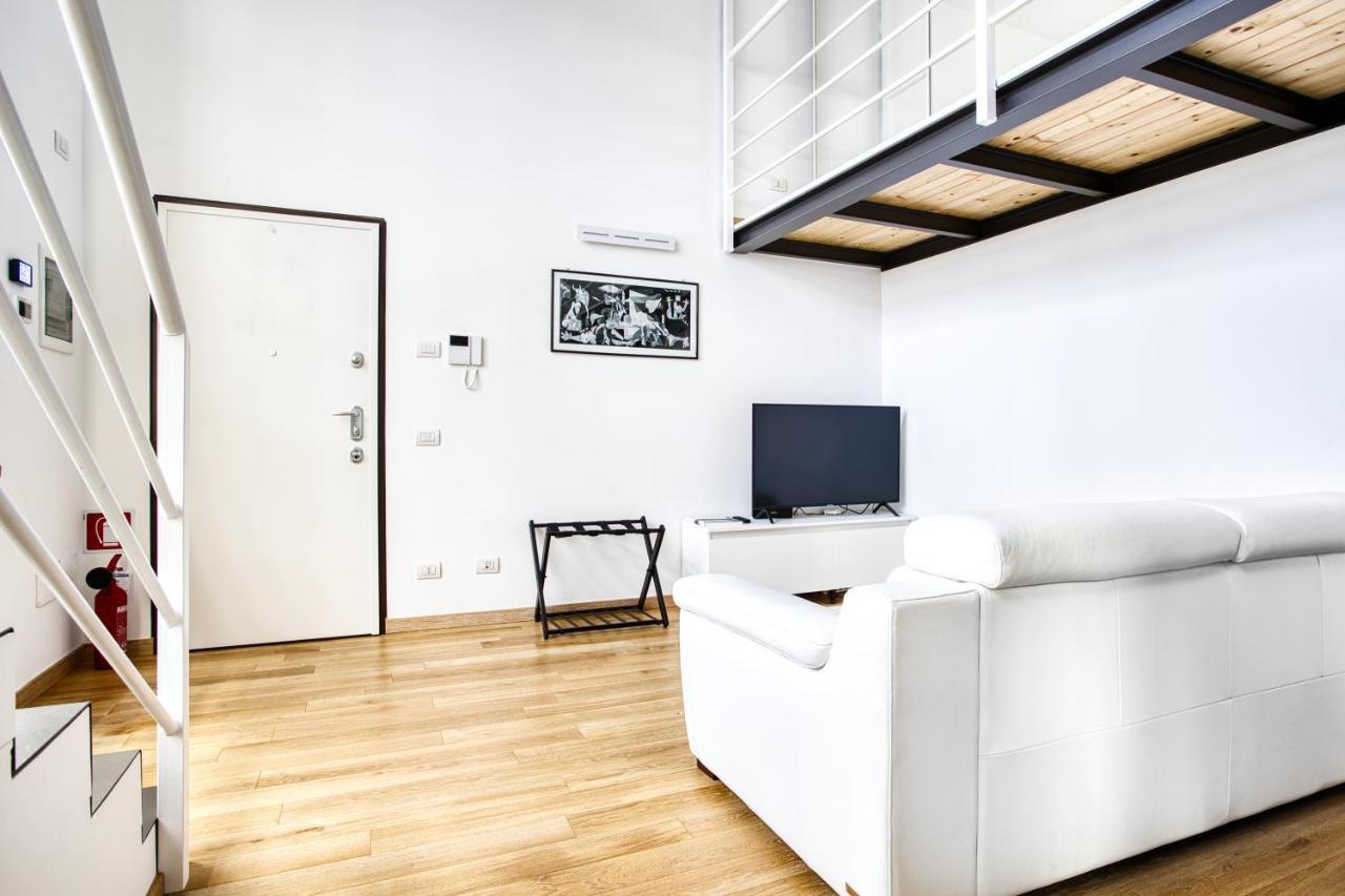 Joivy Charismatic 1-Bed Flat With Parking Apartment Milan Exterior photo